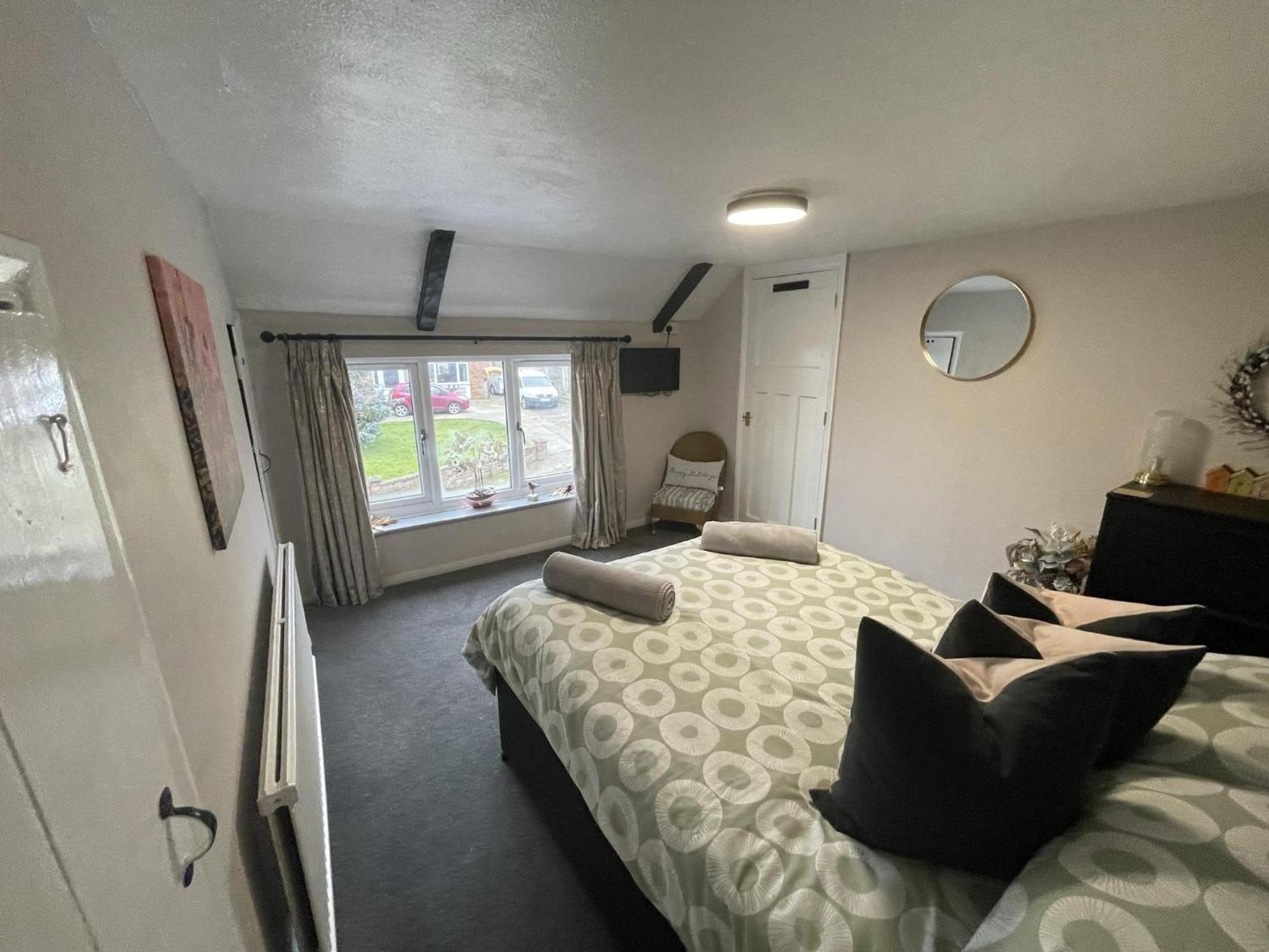 Stunning Cottage With A Private Hot Tub And Sauna In Norfolk Ref 99003Ac Lessingham Екстериор снимка